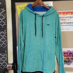 Long sleeved shirt/hoodie